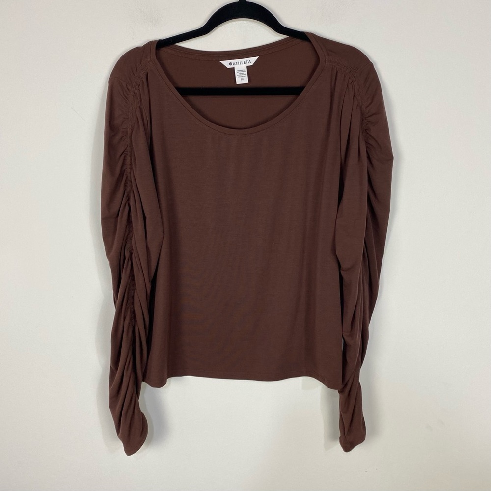 Athleta chocolate brown cinched long sleeve top